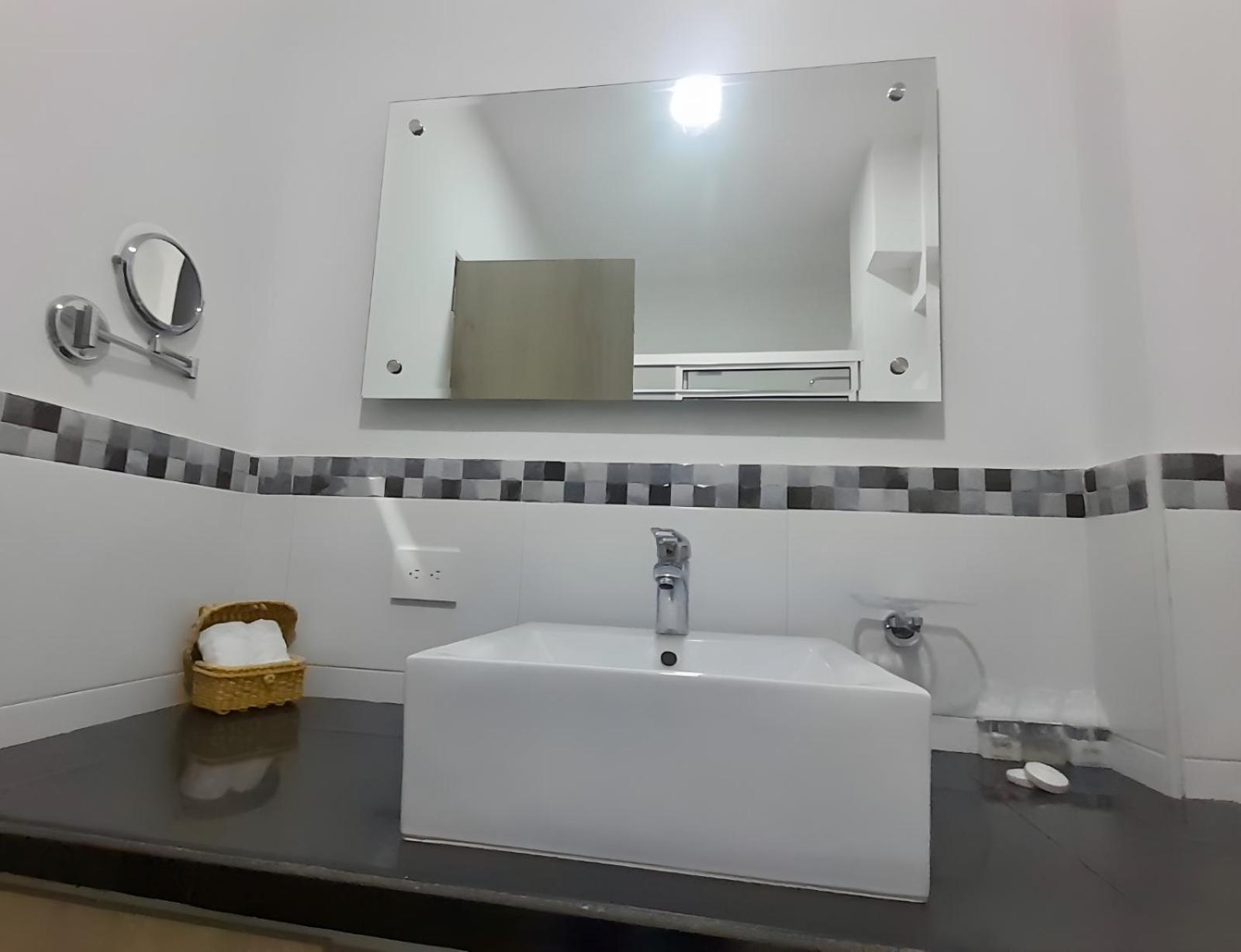 On Apartasuites Cali Exteriör bild