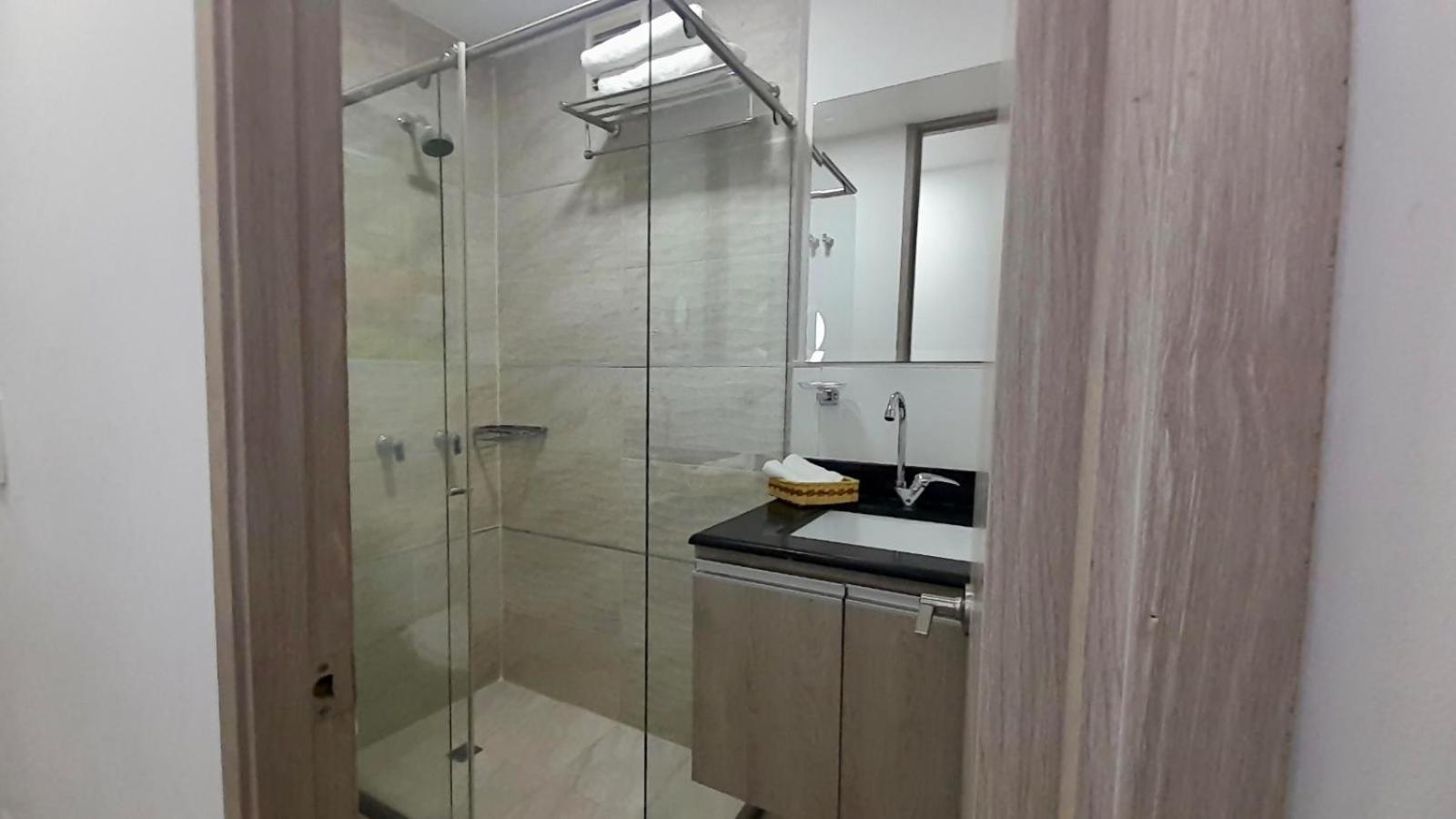 On Apartasuites Cali Exteriör bild