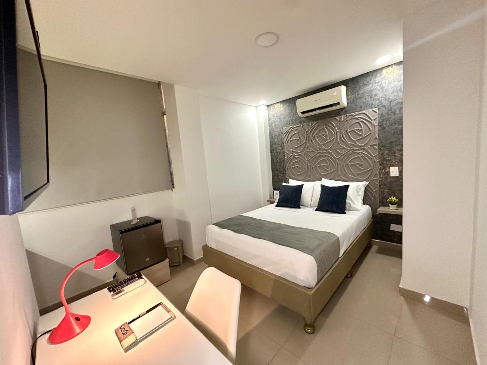 On Apartasuites Cali Exteriör bild